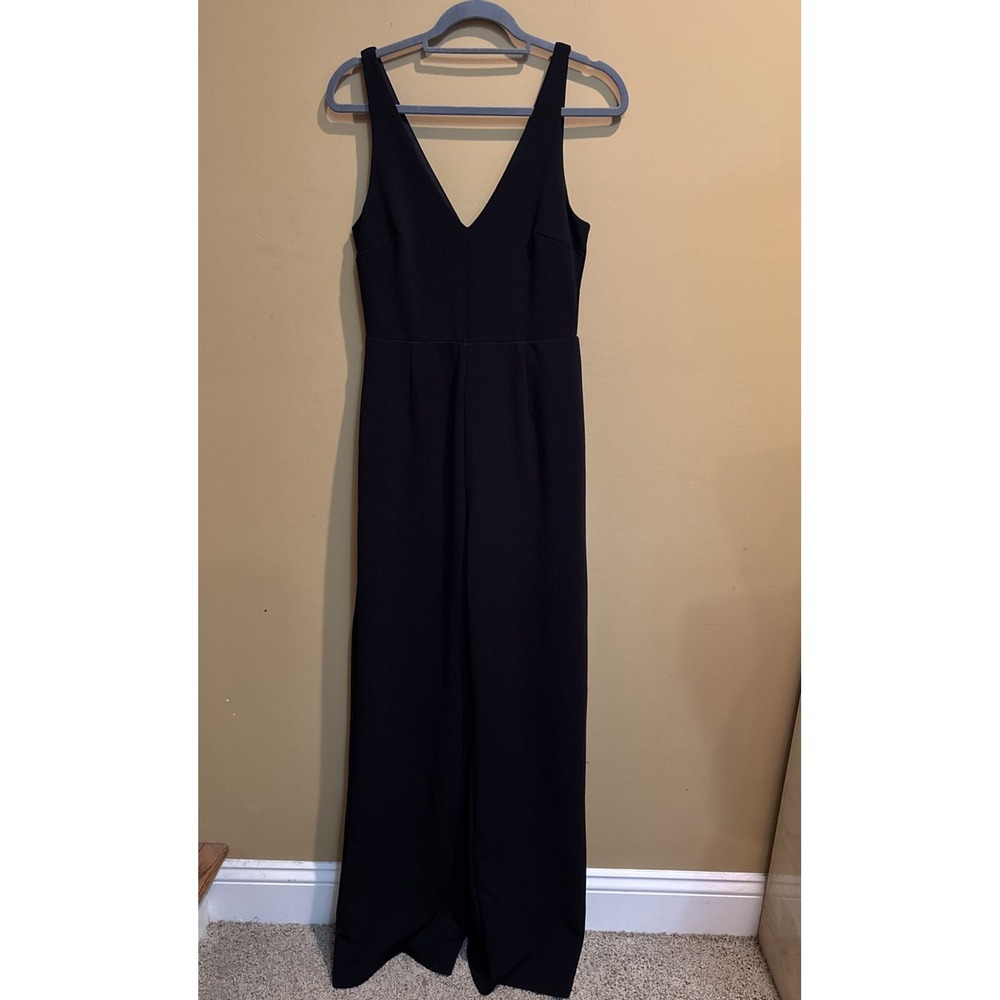 Lulu's Women's Black  Wide-Leg Jumpsuit‎ Size Medium Lined V-Neck Back
